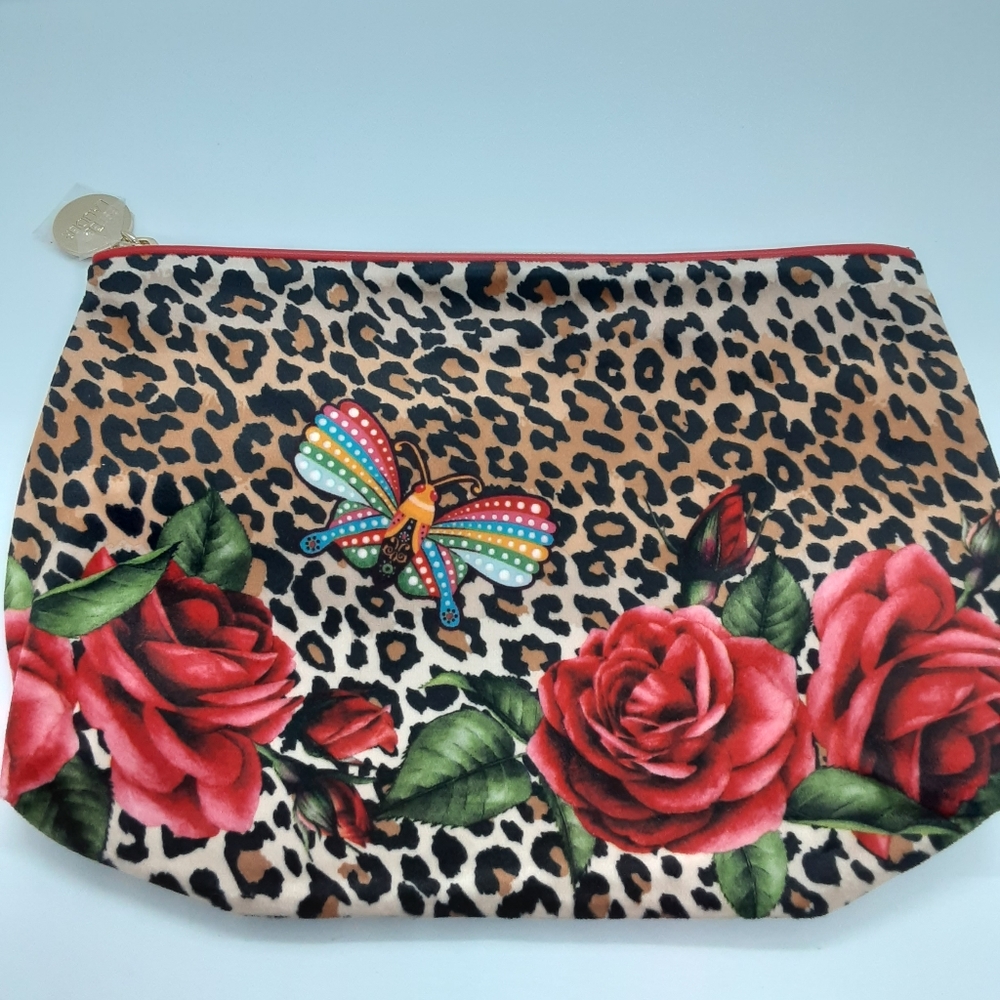 New Estee Lauder Cheetah Print/Rose Makeup Bag